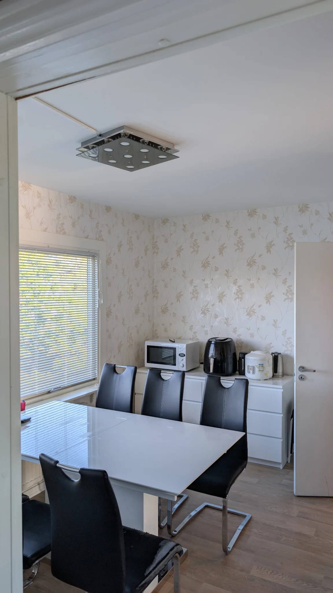 3-rumslägenhet i Uddevalla , Carl roséns gränd - bild 2