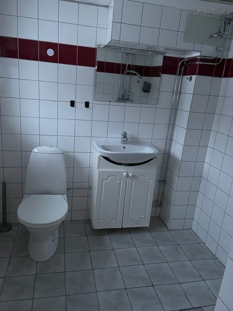 1-rumslägenhet i Karlstad, Tingbergsgatan - bild 3 1-rumslägenhet i Karlstad, Tingbergsgatan - bild 3